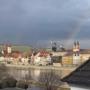Apartment Wunderschoene Stadtwohnung, Würzburg